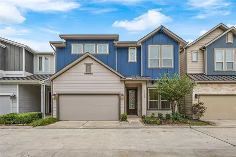 10408 Quiet Courtyard Rd, Houston, TX 77043