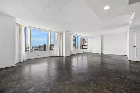 1111 Caroline St #2606, Houston, TX 77010