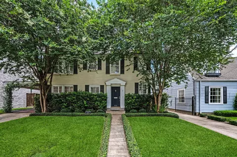 6111 Wakeforest Ave, West University Place, TX 77005