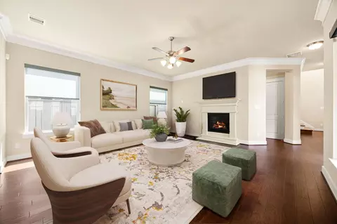 Living - 14 Kendrick Pines Blvd, Spring, TX 77389 photo 2 of 3