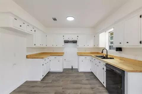 Kitchen - 310 Spring Ave, Shepherd, TX 77371 photo 1 of 2