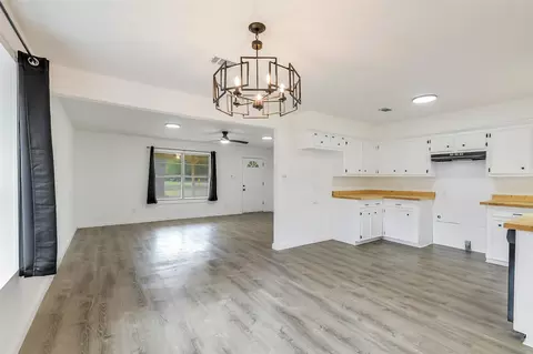Living - 310 Spring Ave, Shepherd, TX 77371 photo 4 of 4