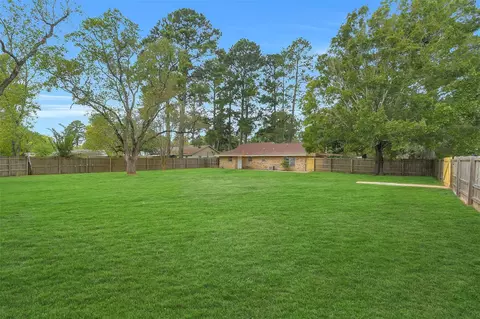 Exterior - 310 Spring Ave, Shepherd, TX 77371 photo 4 of 8