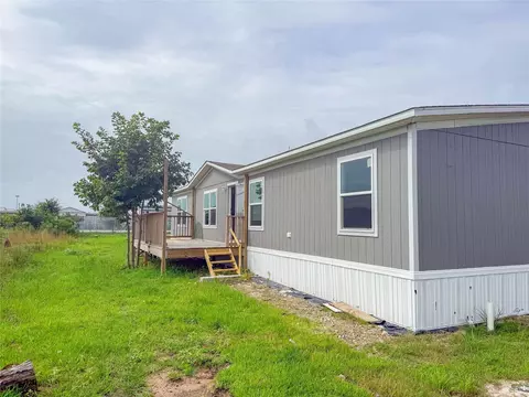 120 Road 5608, Cleveland, TX 77327