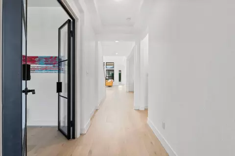 Entry Way - 1053 Bat Hawk Ct, Conroe, TX 77385 photo 1 of 3