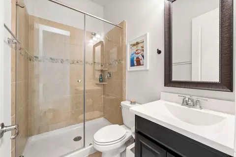 Bath - 1053 Bat Hawk Ct, Conroe, TX 77385 photo 3 of 5