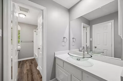 Bath - 4707 Stackstone Ln, Katy, TX 77450 photo 5 of 6