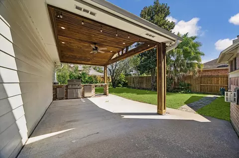 Exterior - 4707 Stackstone Ln, Katy, TX 77450 photo 3 of 7