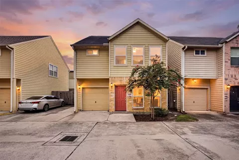 2202 Naomi St #3, Houston, TX 77054