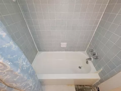 Bath - 23211 Timberbrook Dr, Spring, TX 77373 photo 4 of 4
