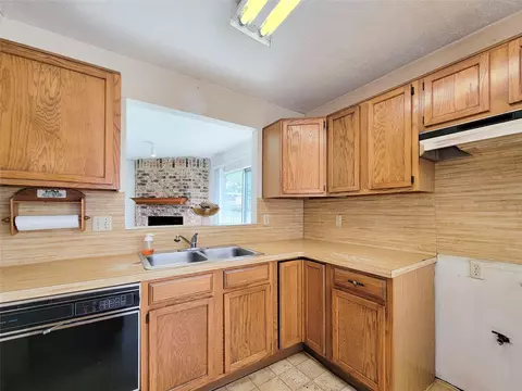 Kitchen - 23211 Timberbrook Dr, Spring, TX 77373 photo 2 of 4