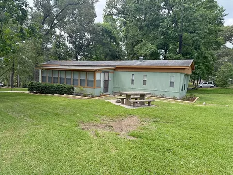 67 Pine Pl, Point Blank, TX 77364 photo 1