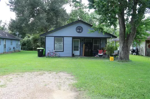 705 N 4th St, Richmond, TX 77469