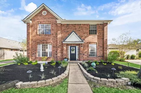 3106 Chesterfield Ln, Stafford, TX 77477