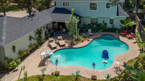 1815 Cobblestone Ct, Richmond, TX 77406