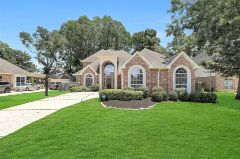 14906 Windsor Mnr, Houston, TX 77069