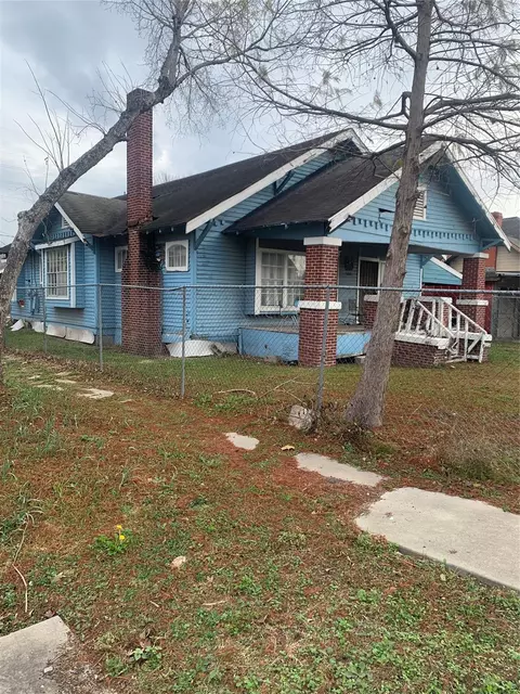 5001 Sherman St, Houston, TX 77011