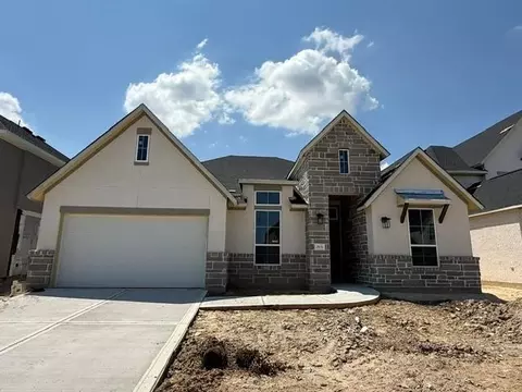 Exterior - 28034 Pebble Park Dr, Spring, TX 77386 photo 2 of 4