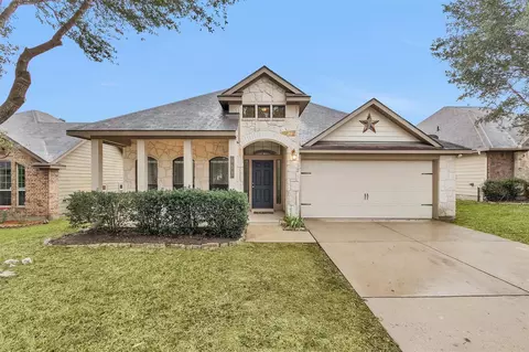 951 Oak Terrace Dr, Willis, TX 77378