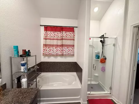 Bath - 13979 Katlin Rd, Conroe, TX 77306 photo 2 of 2