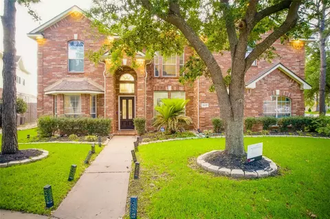 16639 Barrett Post Ln, Houston, TX 77095