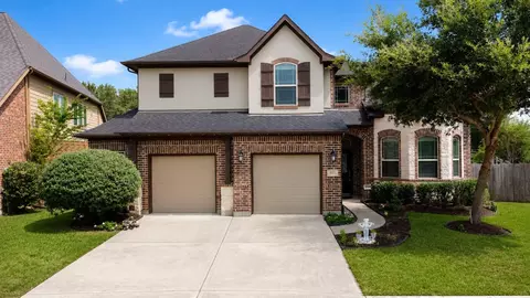 3803 May Ridge Ln, Sugar Land, TX 77479