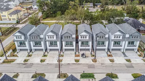 5703 Balbo St # B, Houston, TX 77091