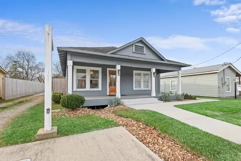 119 Magnolia Blvd, Magnolia, TX 77355