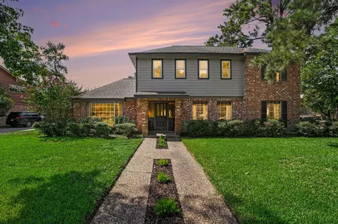 15423 Misty Forest Ct, Houston, TX 77068