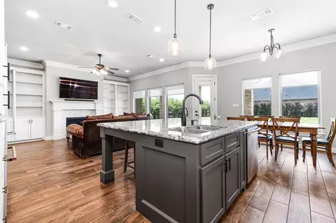 Kitchen - 720 Rustic Oaks Dr, Angleton, TX 77515 photo 1 of 4