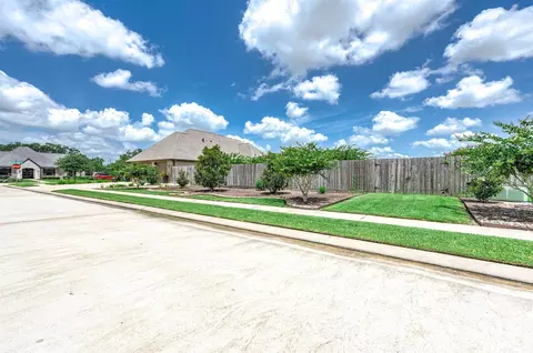 Exterior - 720 Rustic Oaks Dr, Angleton, TX 77515 photo 12 of 12