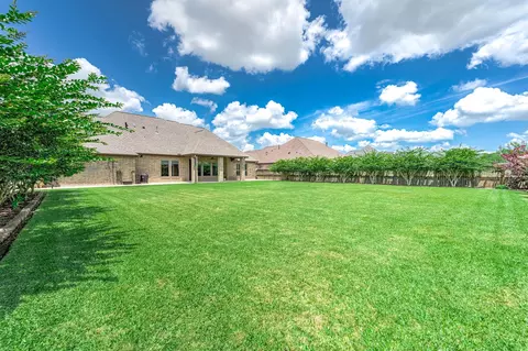 Exterior - 720 Rustic Oaks Dr, Angleton, TX 77515 photo 7 of 12