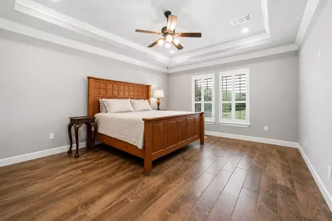 Bedroom - 720 Rustic Oaks Dr, Angleton, TX 77515 photo 1 of 4