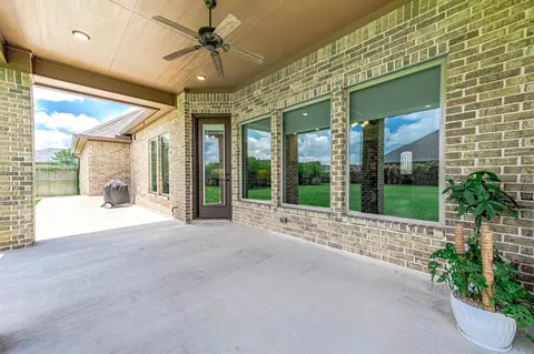 Other - 720 Rustic Oaks Dr, Angleton, TX 77515 photo 4 of 6