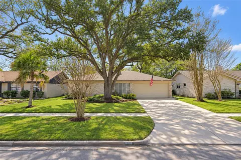 16118 Rill Ln, Houston, TX 77062