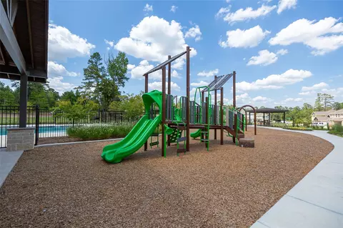 View/Area - 2320 Nooksack Dr, Conroe, TX 77384 photo 3 of 6