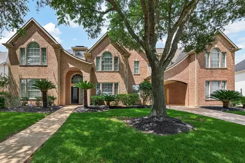 9619 Silver Birch Ct, Missouri City, TX 77459