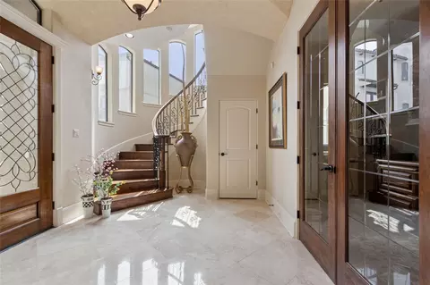 5520 Mcculloch Cir, Houston, TX 77056