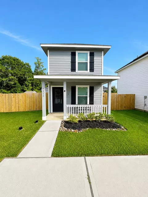 9715 Marie Village Ct, Conroe, TX 77306