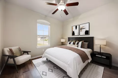 Bedroom - 14023 Beaverhead Range Ct, Conroe, TX 77384 photo 2 of 4