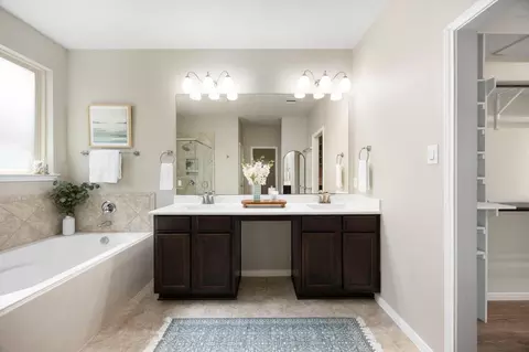 Bath - 14023 Beaverhead Range Ct, Conroe, TX 77384 photo 1 of 3
