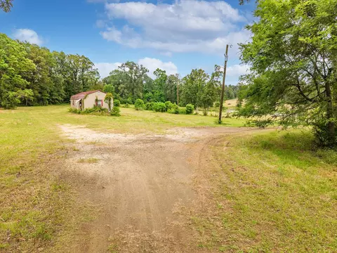 Exterior - 5740 Hwy 103 E, Lufkin, TX 75901 photo 2 of 3