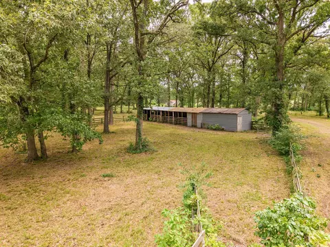 Exterior - 5740 Hwy 103 E, Lufkin, TX 75901 photo 1 of 3