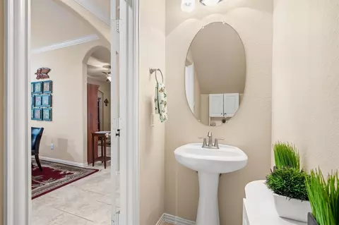Entry Way - 5106 Ridge Beam Ln, Spring, TX 77389 photo 2 of 3