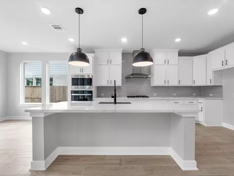 Kitchen - 216 Silver Sage Ct, Conroe, TX 77304 photo 1 of 4