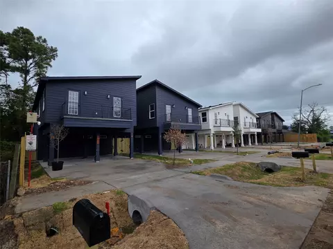 8415 Mahalia Dr, Houston, TX 77088