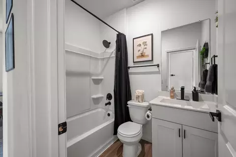 Bath - 5710 Finely Run St, Spring, TX 77373 photo 1 of 2