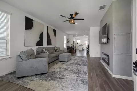 Living - 5710 Finely Run St, Spring, TX 77373 photo 1 of 1