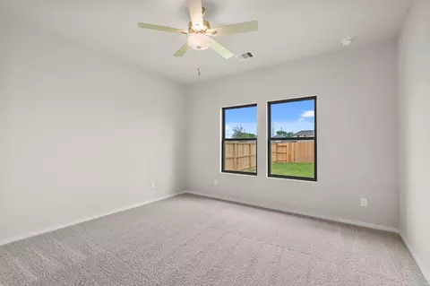 Bedroom - 3542 Cardinal Pointe Dr, Angleton, TX 77515 photo 2 of 4