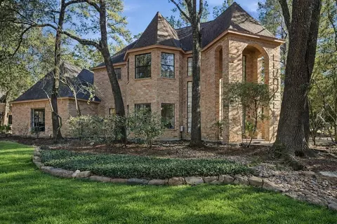 142 E Placid Hill Cir, The Woodlands, TX 77381